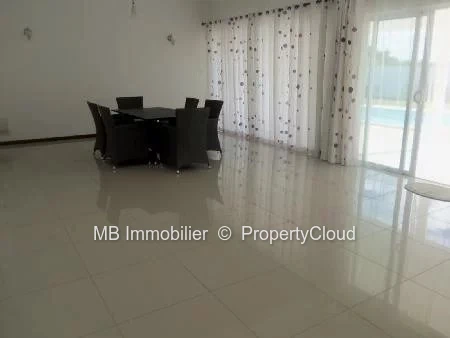 Villa de 4 chambres en vente à Pereybere