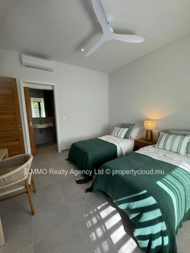 Luxury Spacious 4-Bedroom, 4-Bathroom Apartment with Panoramic Views – 262 sqm – Belle Vue Living