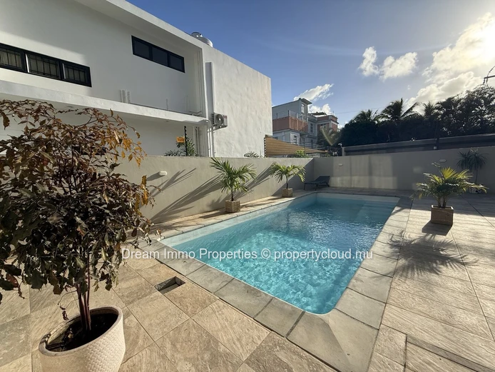 Appartement moderne de 2 chambres proche mer cœur de Grand Baie – Ile Maurice
