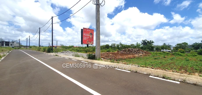Terrain Commercial et Résidentiel à Vendre – Lotissement Rose Belle | 10,75 Perches 