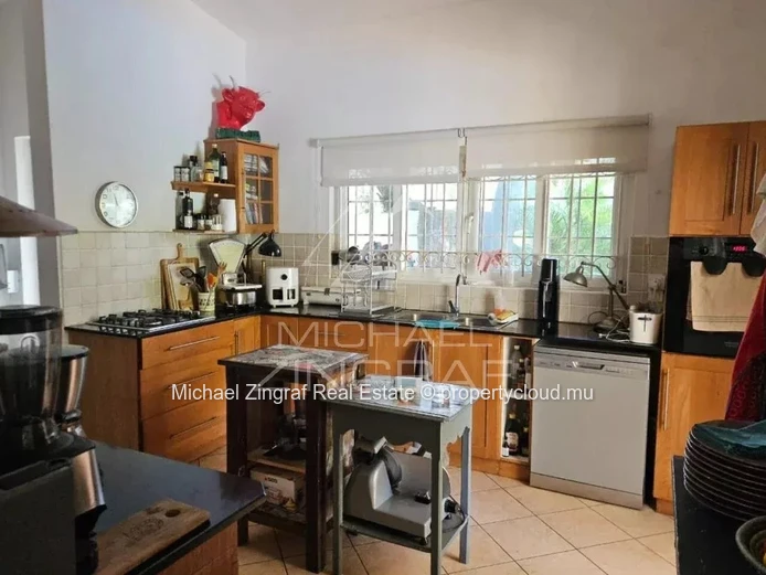 Villa de 4 chambres avec piscine au cœur de Grand Baie