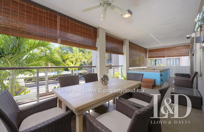 Bel appartement à une minute à pied de la plage
