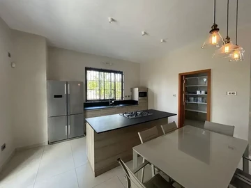 Villa de 4 Chambres