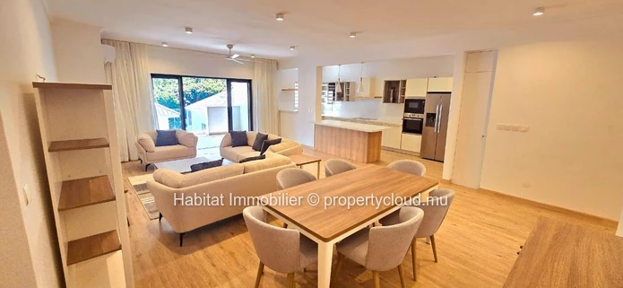 Discover this stunning apartment of 161 m², furnished and equipped, located in Moka. Enjoy a spectacular, direct view...