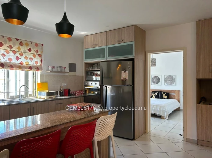 Élégant appartement de 3 chambres à louer à Flic-en-Flac – Confort, sécurité et sérénité 