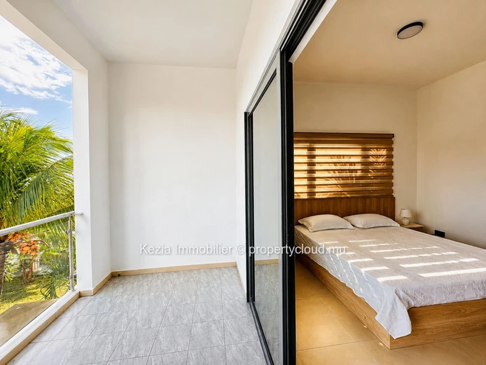 A Contemporary Villa With Tropical Accents