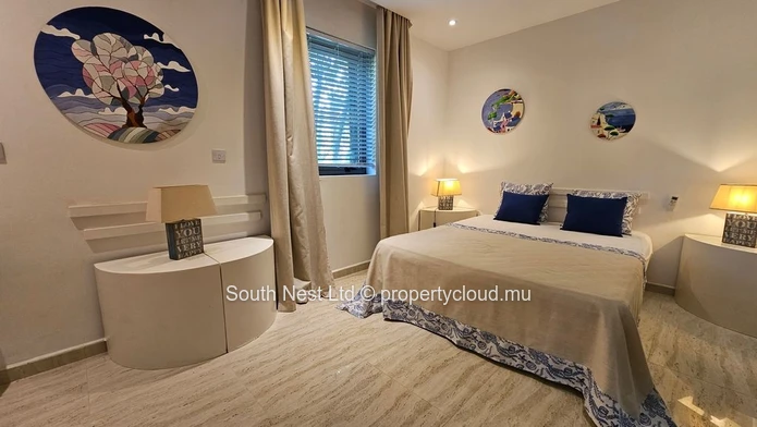 Villa of 8 bedroom at prestigious Golf Estate 