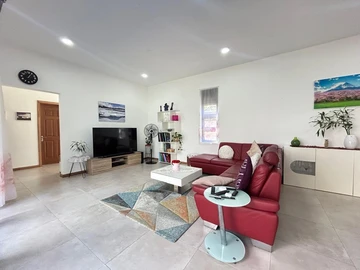 4 Bedroom Villa