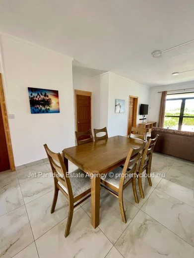 Modern Sea View Apartment with Swimming Pool