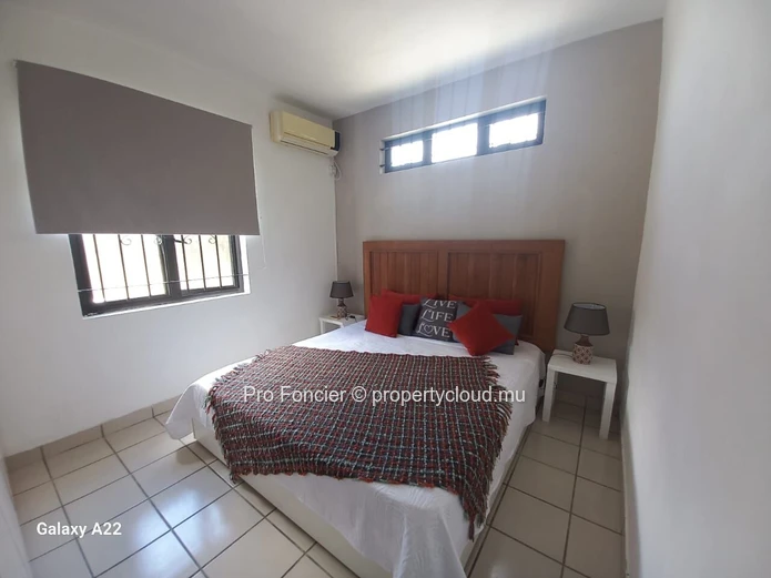 Duplex for rent in Balaclava 
