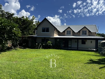 4 Bedroom Villa