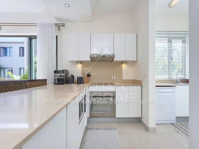 Appartement 3 chambres en suite dans une résidence sécurisée à Bain Boeuf