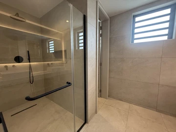 4 Bedroom Apartment