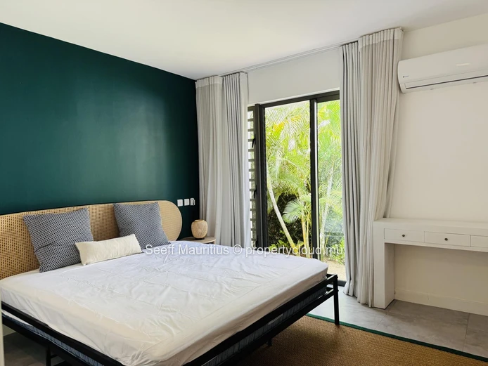 Tropical Modernity at Its Finest: Villa Bois Chandelle Mont Choisy