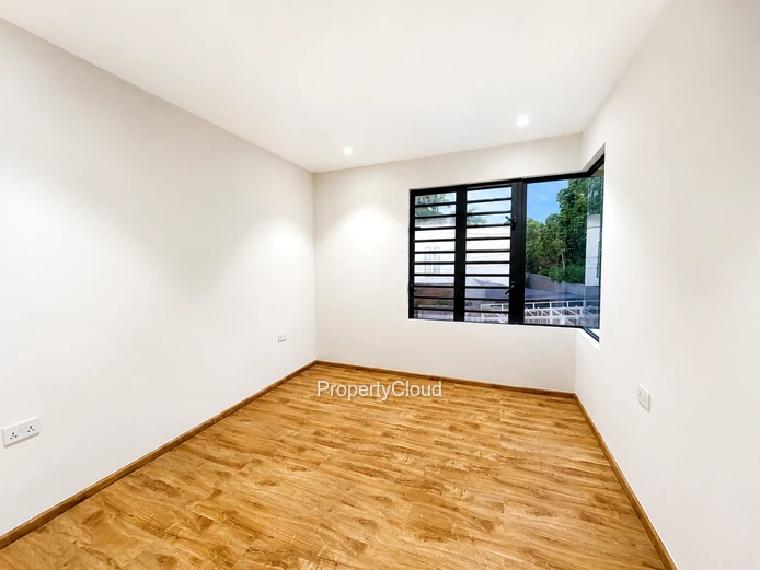 À Vendre | Maison Neuve De 3 Chambres | À 10 Min À Pied Du Jardin De Balfour | Beau Bassin