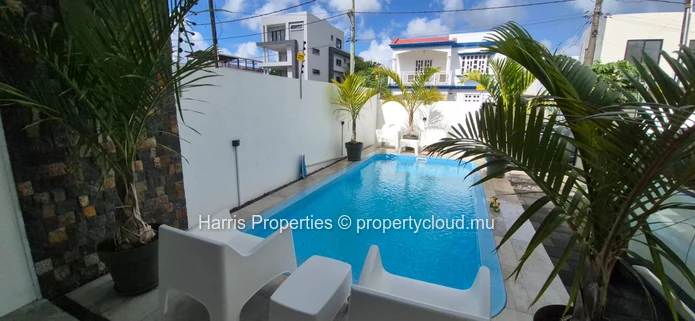 Magnifique villa en duplex à vendre à Grand Baie