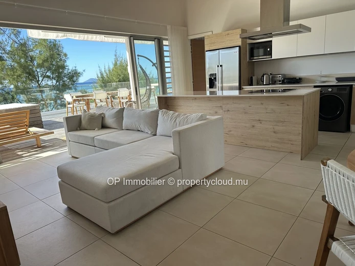 Penthouse 3 chambres avec piscine privée à vendre à Melville