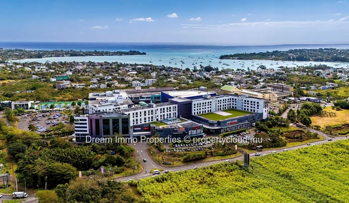 Modern 3-Bedroom Apartments With Hotel Services In Grand Baie La Croisette