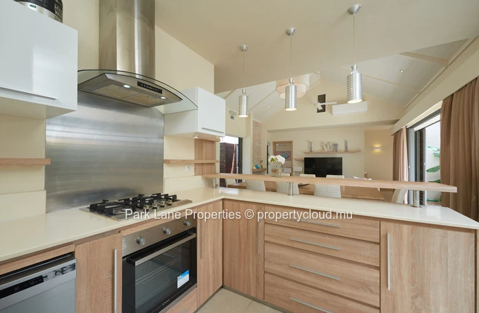 Villa d’exception à Grand Baie – Luxe, Confort et Charme Tropical