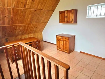 6 Bedroom Villa