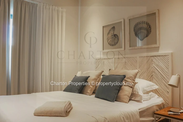 Appartement de prestige de 3 chambres au premier étage avec terrasse au cœur de Rivière Noire
