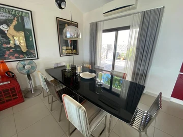 5 Bedroom Villa