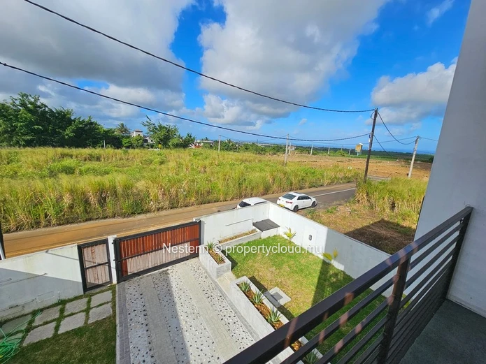 Newly built home in a quiet residential estate