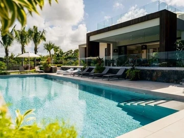 4 Bedroom Villa
