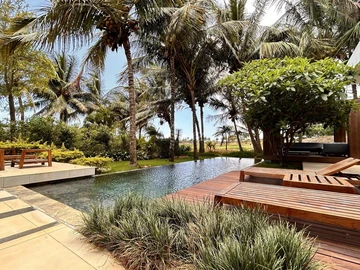 5 Bedroom Villa