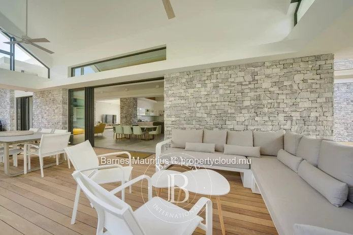 PEREYBERE - Villa a few steps from the beach - 4 bedrooms