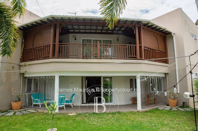 BLUE BAY - Ground Floor Apartment - 3 Bedrooms