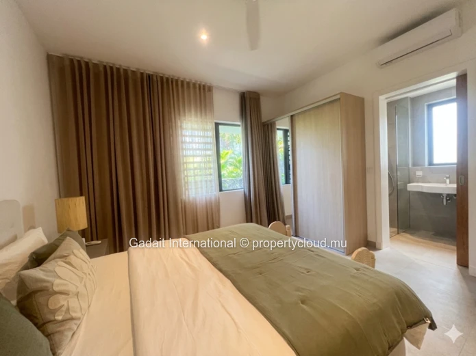 Appartement 3 Chambres à Louer à Belle Vue – Résidence Sécurisée, Jardin Privatif, Vue Montagnes
