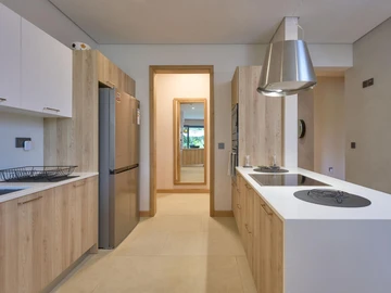 4 Bedroom Apartment