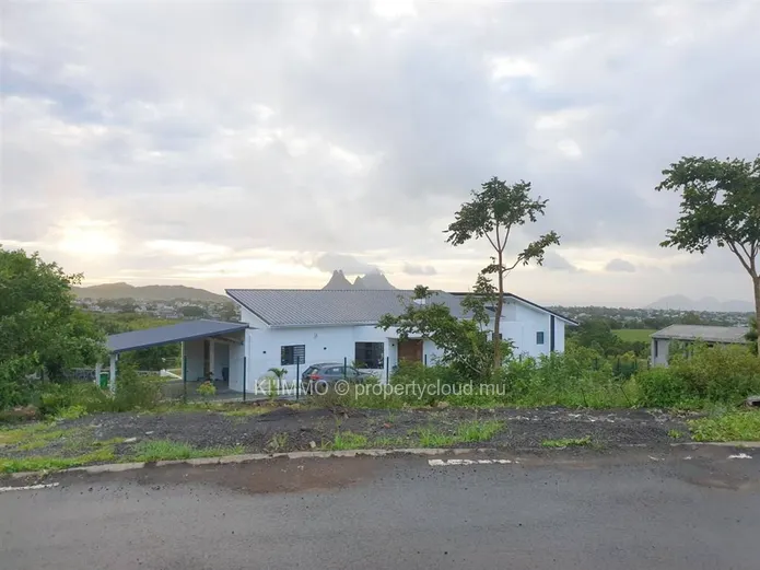 For Sale: Residential Land Of 309 Toises With Top Views In A Gated Community Of Floreal