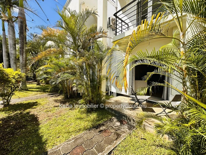 Triplex En Residence Sécurisée À Grand Baie