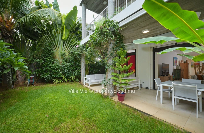 Pointe Aux Canonniers - 3-bedroom apartment.