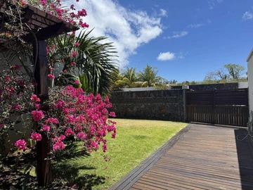5 Bedroom Villa