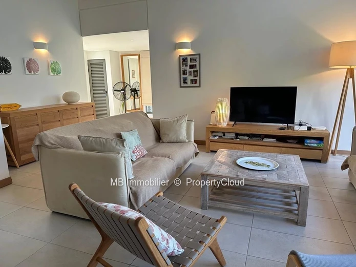 Exceptional penthouse for rent - Mont Choisy