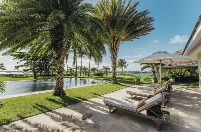 Magnifique villa avec vue sur mer et golf à vendre à Anahita Golf Resort, île Maurice