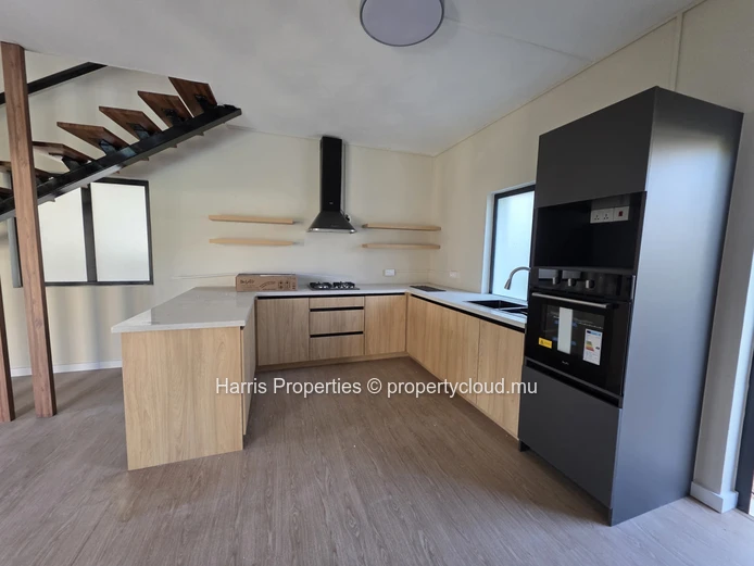 Individual villa for rent in the prestigious area of Calodyne