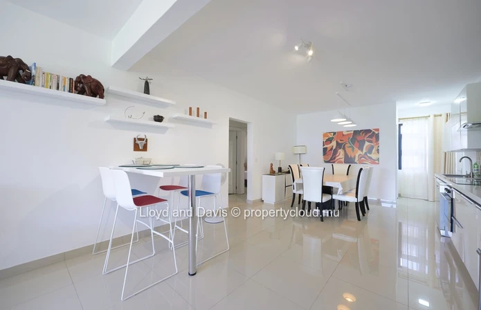 3-Bedroom Apartment Just Minutes from the Beach