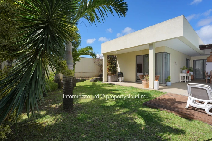 Title tag Villa for sale Mont Mascal – Private 6-villa residence | Intermezzo