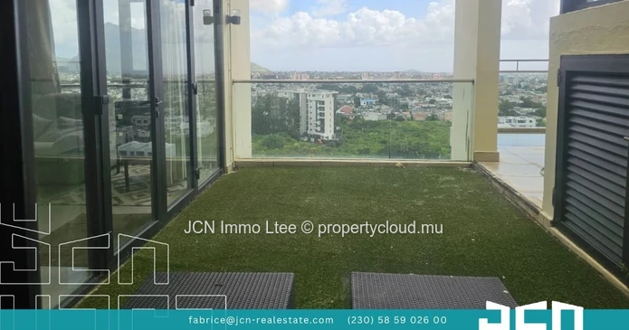 Vivez au sommet – Penthouse d’exception à louer à Phoenix