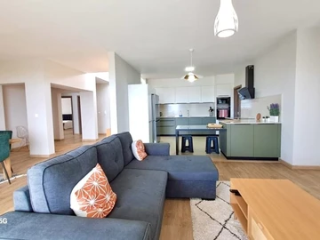 4 Bedroom Apartment
