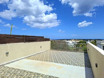 4 Bedroom Townhouse, Duplex