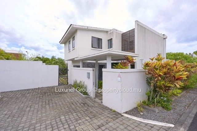 Spacious Villa In Trou Aux Biches