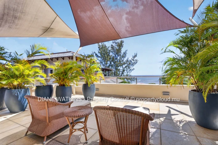 Beachfront Penthouse for Sale in Tamarin | 3 Bedrooms, Private Rooftop Terrace & Ocean Views