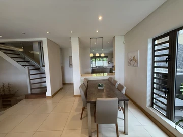 4 Bedroom Townhouse, Duplex