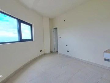 4 Bedroom Apartment