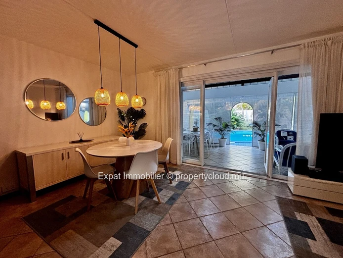 Charming Villa Just 100 Metres From The Beach – Secure Residence In Bain Boeuf